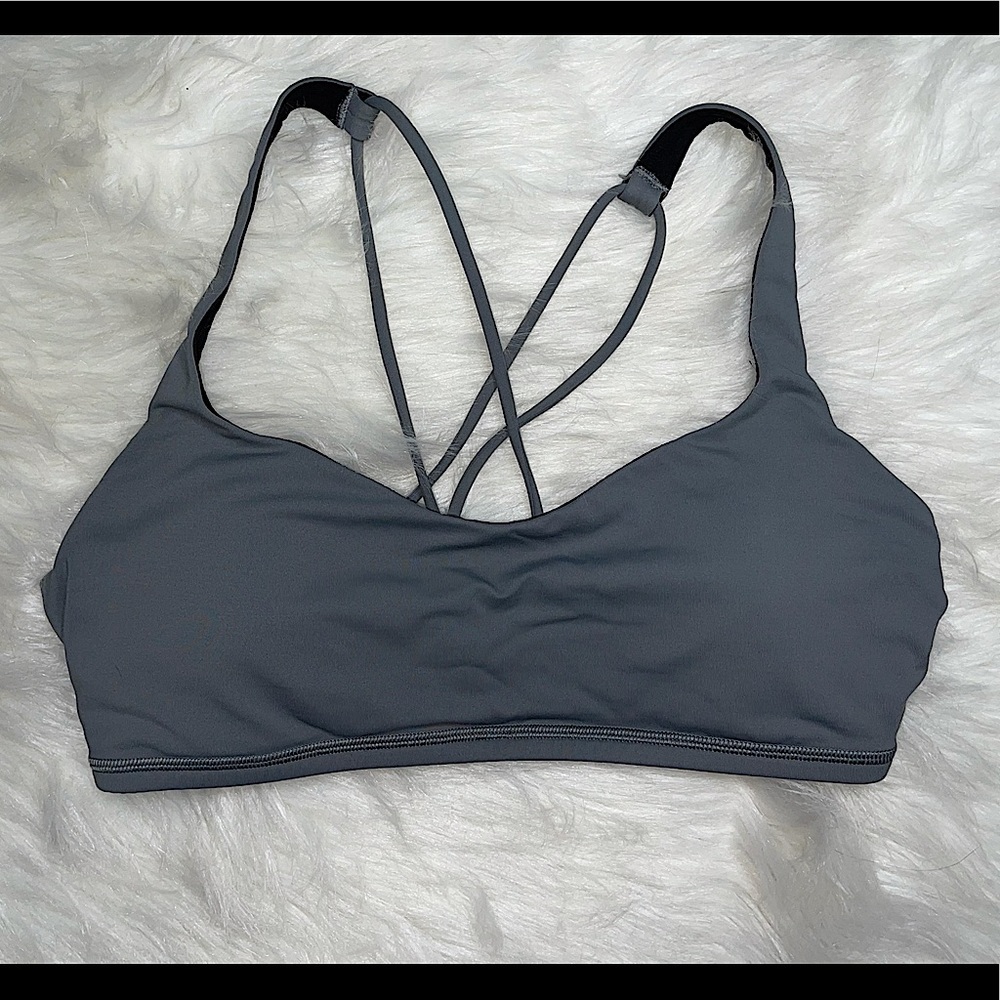 Lululemon free to be sports bra